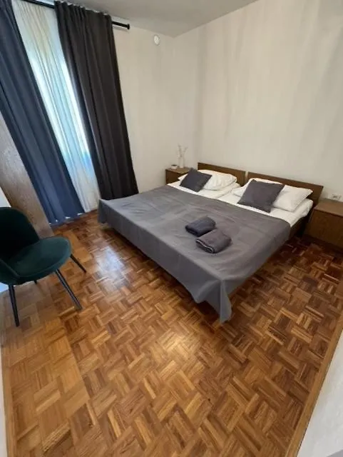 Apartments Casa Tea Close To The Queen Beach- By Ta Leut Agency بريفلاكا