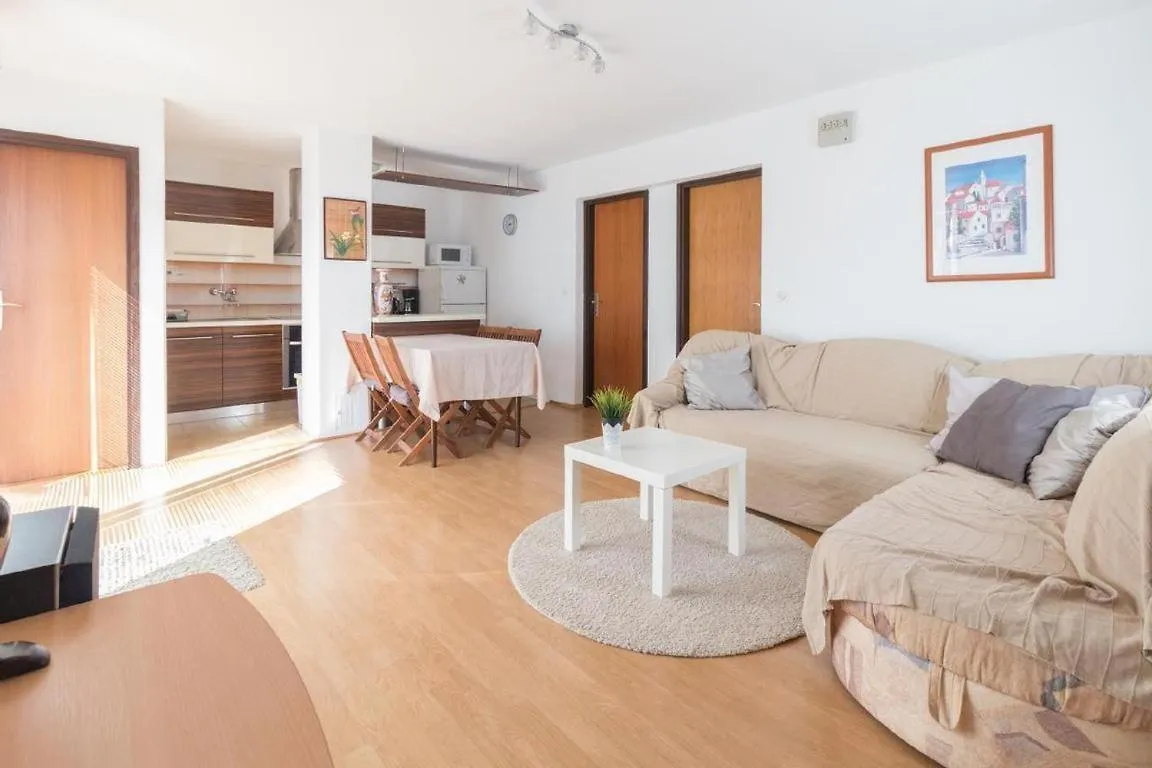 Apartments Casa Tea Close To The Queen Beach- By Ta Leut Agency بريفلاكا كرواتيا