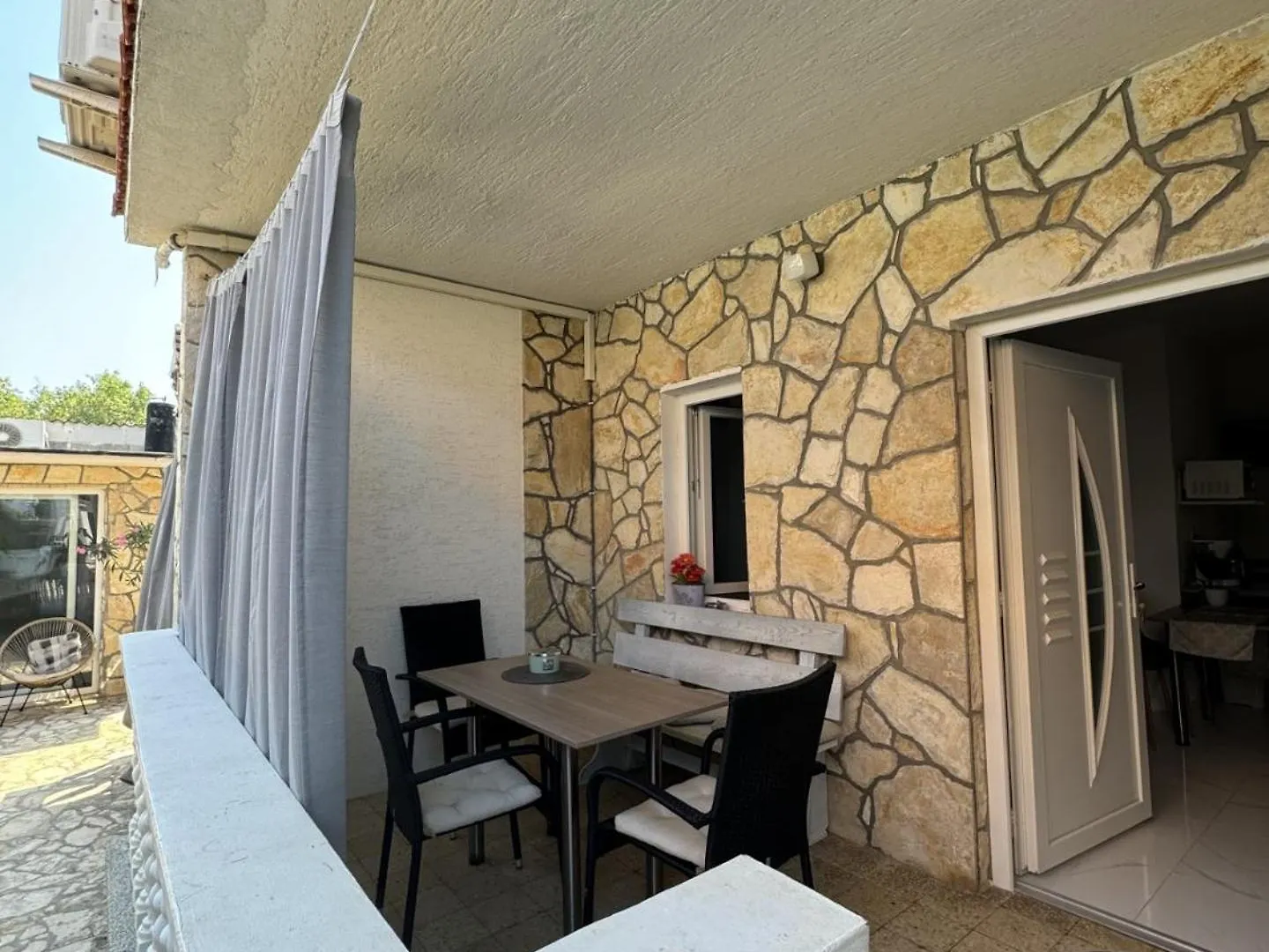 Apartments Casa Tea Close To The Queen Beach- By Ta Leut Agency Privlaka  Chorvatsko